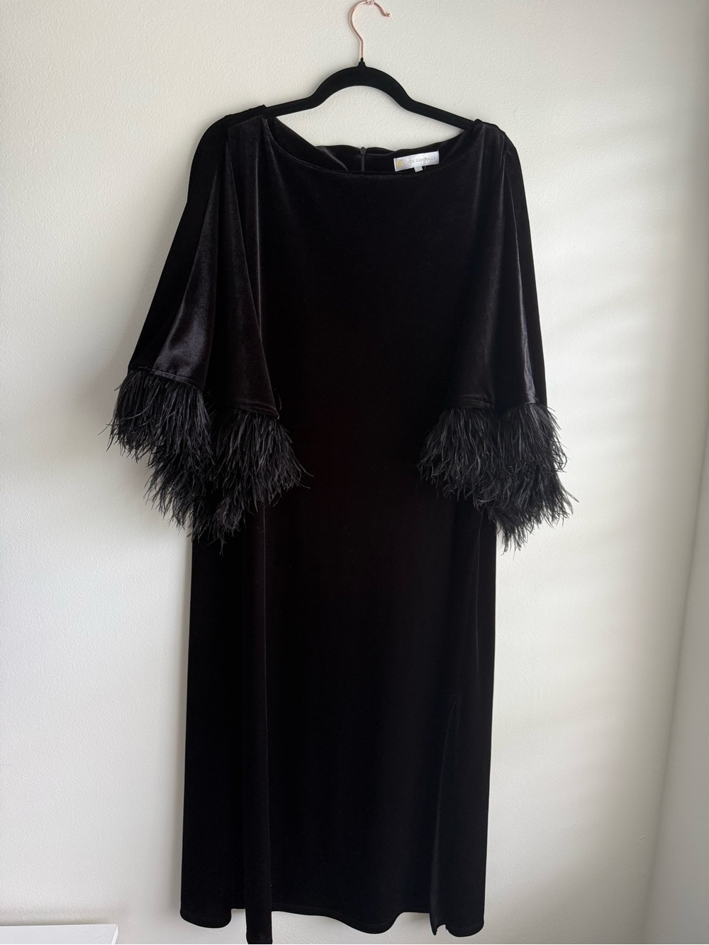 NWT Jude Connally Royce Black Stretch Velvet Feather Cuff Midi Dress sz. L - Picture 3 of 8